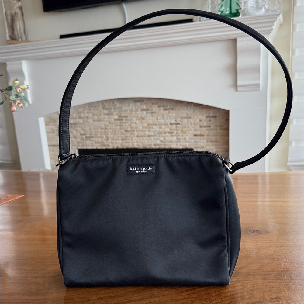 Kate Spade Elegant Black Shoulder Bag